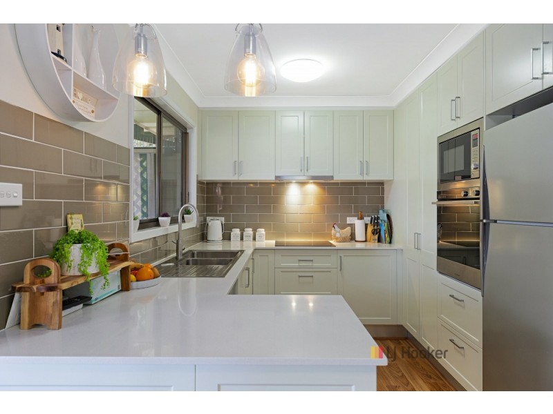 11 Birdwood Drive, Blue Haven NSW 2262