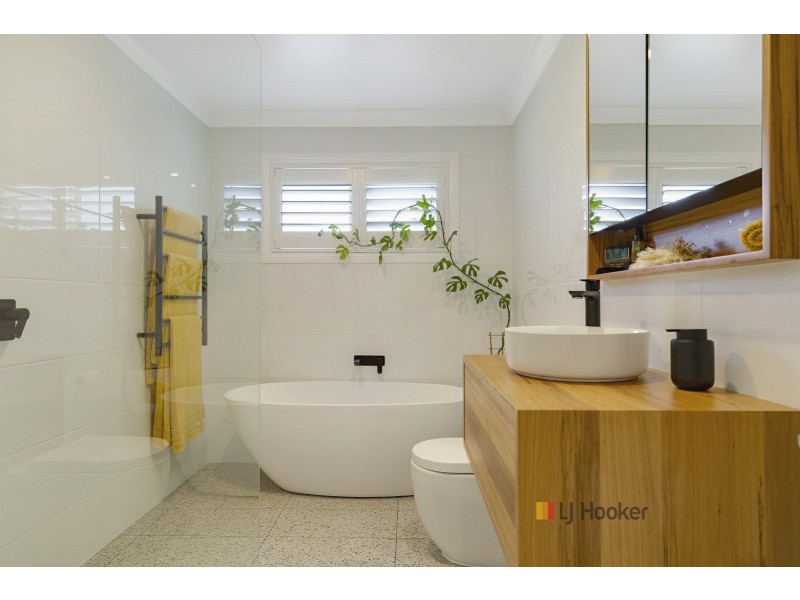 23 Diamond Head Drive, Budgewoi NSW 2262