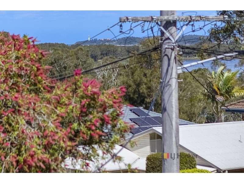 23 Diamond Head Drive, Budgewoi NSW 2262