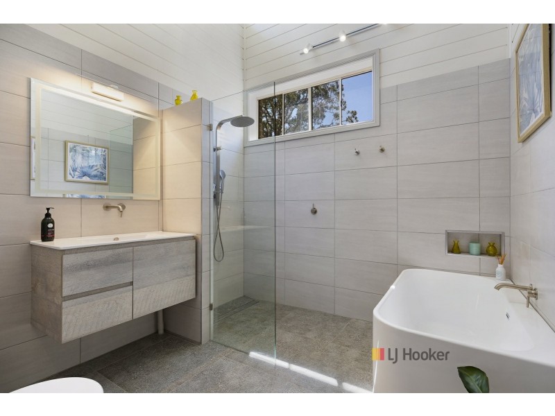 14 Munmorah Avenue, Charmhaven NSW 2263