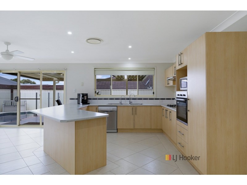 6 Lily Lane, Woongarrah NSW 2259