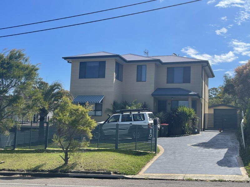 14 Woolana Avenue, Budgewoi NSW 2262