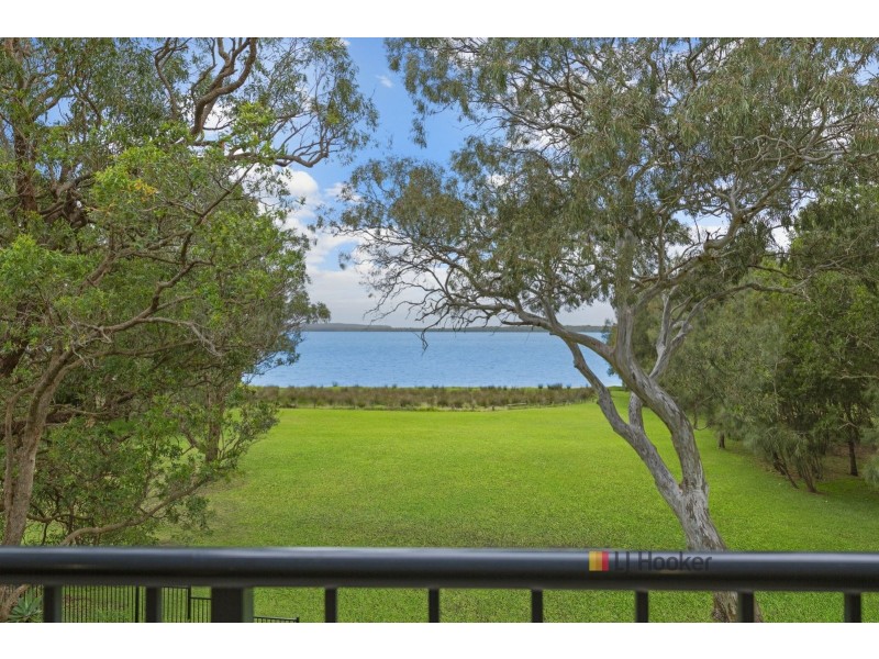 45 Sunrise Avenue, Budgewoi NSW 2262