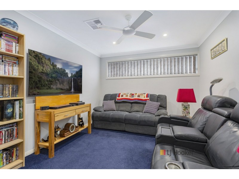 45 Sunrise Avenue, Budgewoi NSW 2262