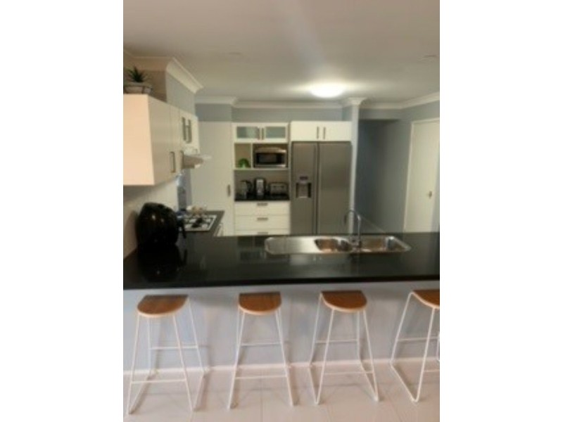 2 Flame Tree Close, Hamlyn Terrace NSW 2259