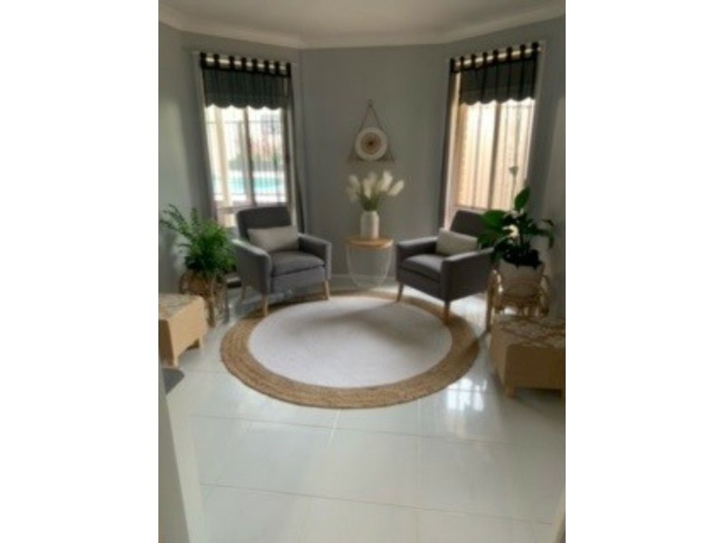 2 Flame Tree Close, Hamlyn Terrace NSW 2259