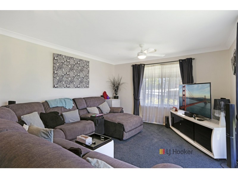 73 Wall Road, Gorokan NSW 2263