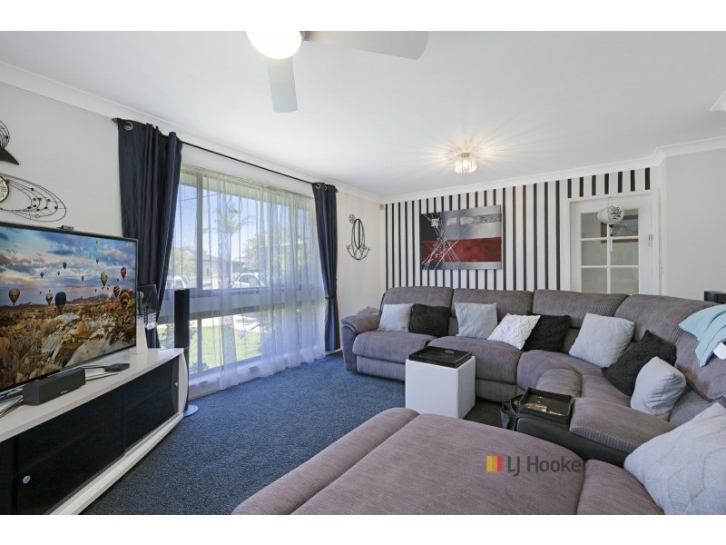 73 Wall Road, Gorokan NSW 2263
