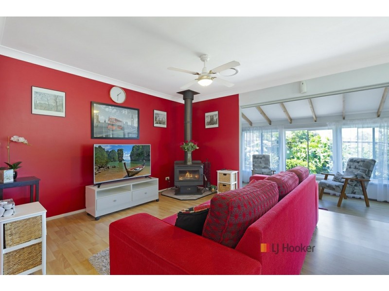 73 Wall Road, Gorokan NSW 2263