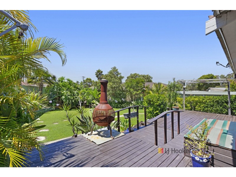 73 Wall Road, Gorokan NSW 2263