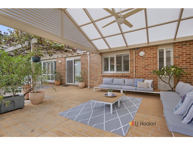 21 Barrington Drive, Woongarrah NSW 2259