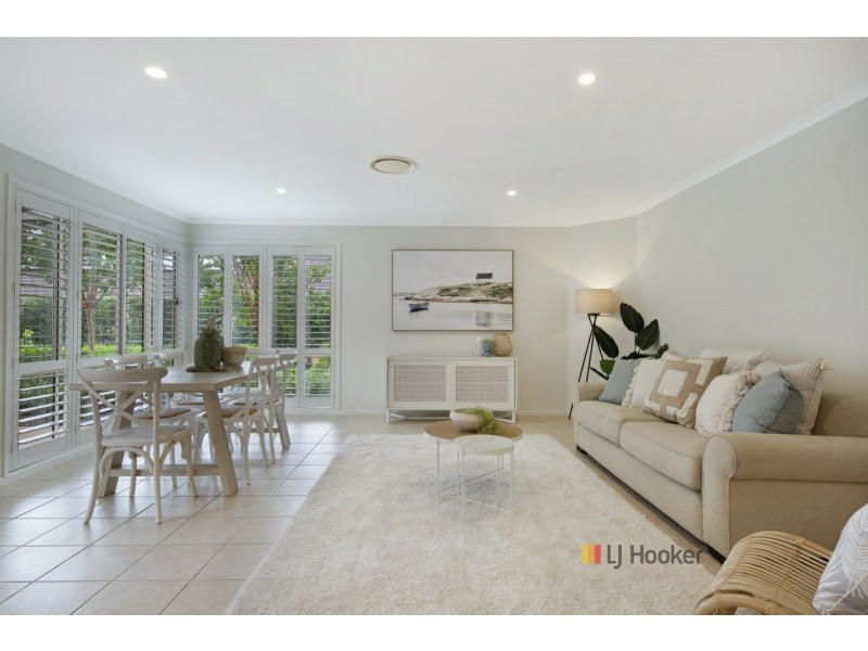 21 Barrington Drive, Woongarrah NSW 2259