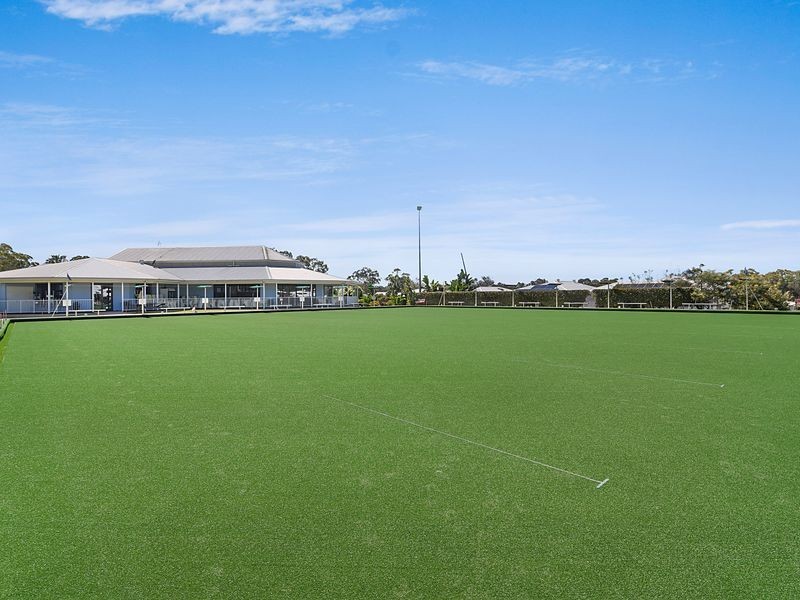 125/2 Saliena Avenue, Lake Munmorah NSW 2259