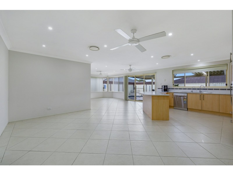 6 Lily Lane, Woongarrah NSW 2259