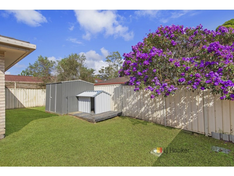 2 Bancroft Close, Blue Haven NSW 2262