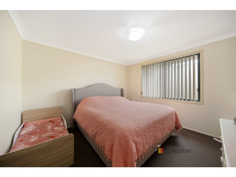 2 Bancroft Close, Blue Haven NSW 2262