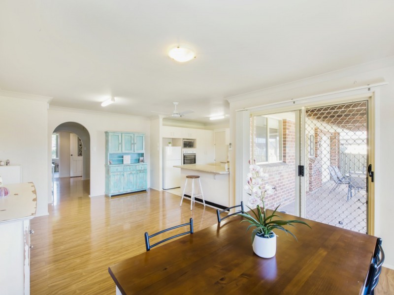 30 Scenic Circle, Budgewoi NSW 2262