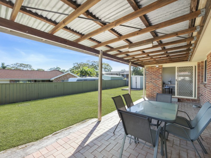 30 Scenic Circle, Budgewoi NSW 2262