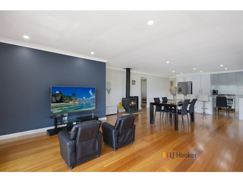 5 Coverdale Close, Lake Haven NSW 2263