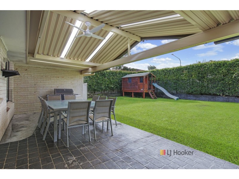 5 Coverdale Close, Lake Haven NSW 2263