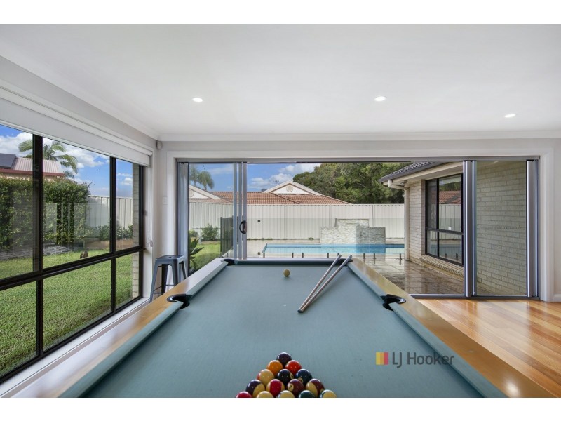 5 Coverdale Close, Lake Haven NSW 2263