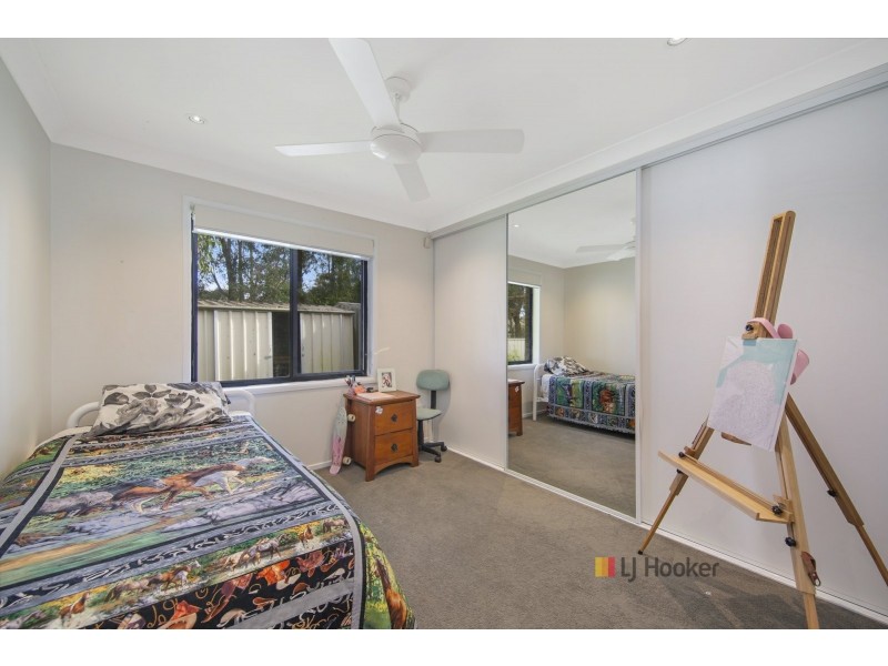 5 Coverdale Close, Lake Haven NSW 2263