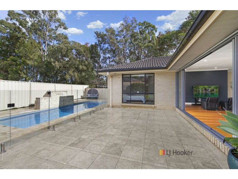 5 Coverdale Close, Lake Haven NSW 2263