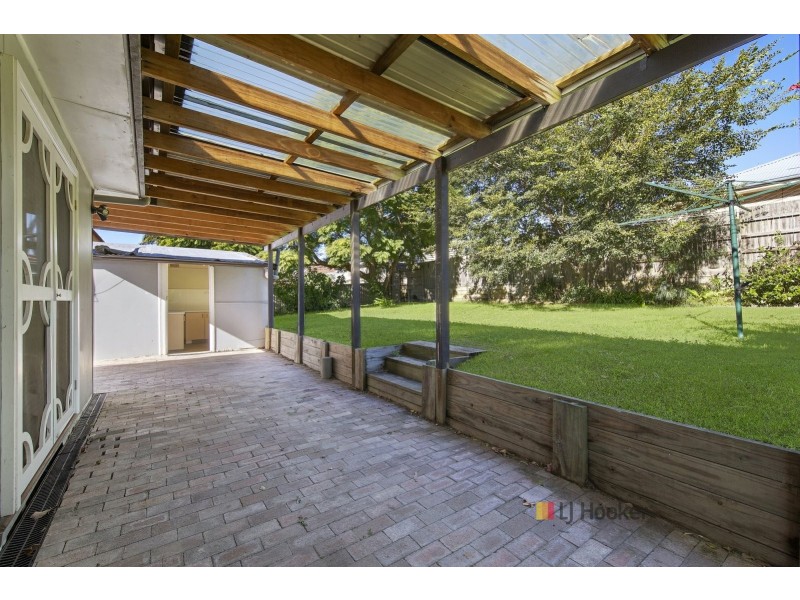 17 Anembo Avenue, Summerland Point NSW 2259