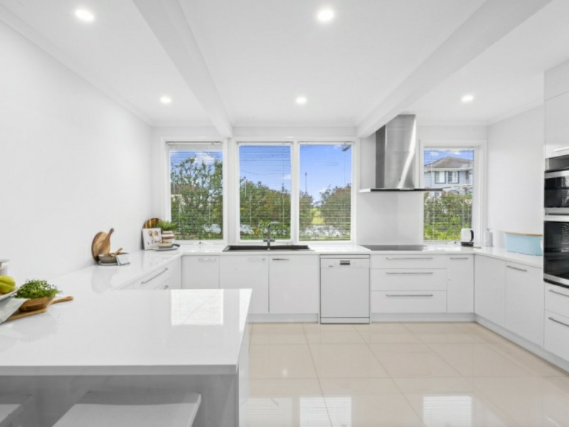 26 Moss Avenue, Toukley NSW 2263