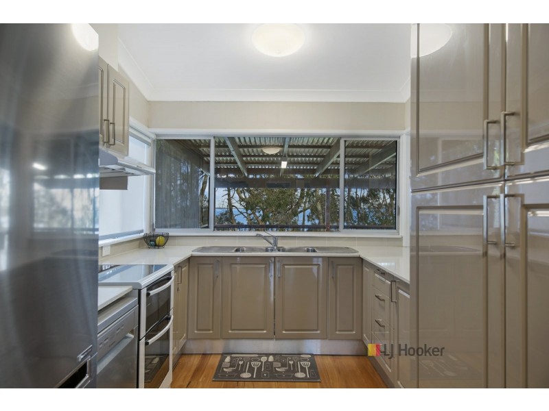 112 Marks Road, Gorokan NSW 2263