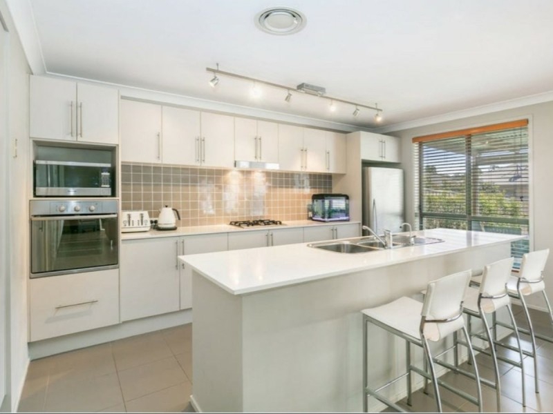 5 Capri Close, Woongarrah NSW 2259