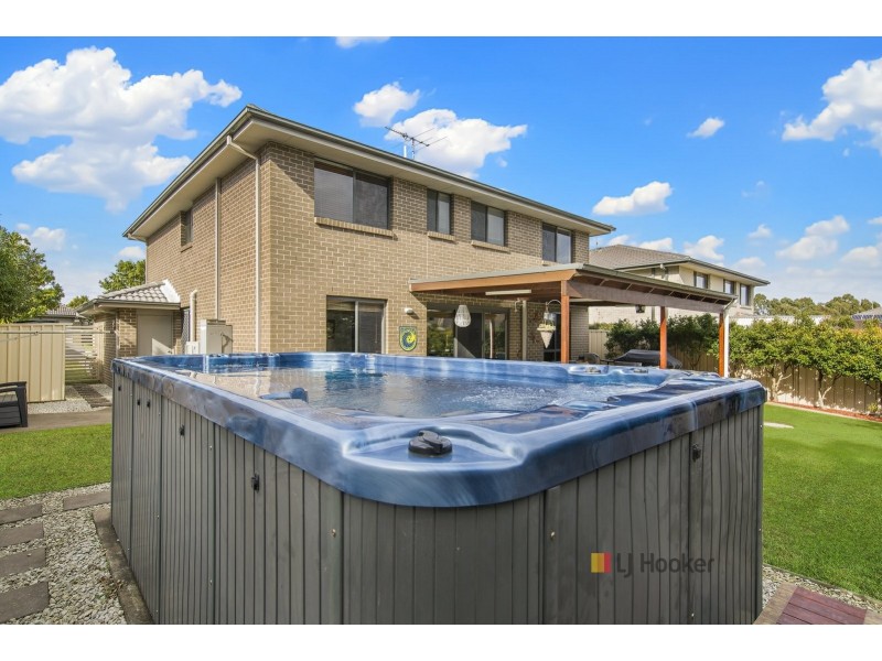 5 Capri Close, Woongarrah NSW 2259