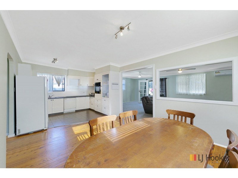 17 Anembo Avenue, Summerland Point NSW 2259