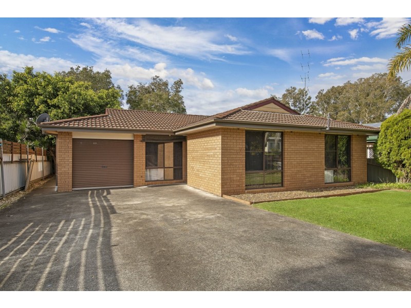 49 Delia Avenue, Budgewoi NSW 2262