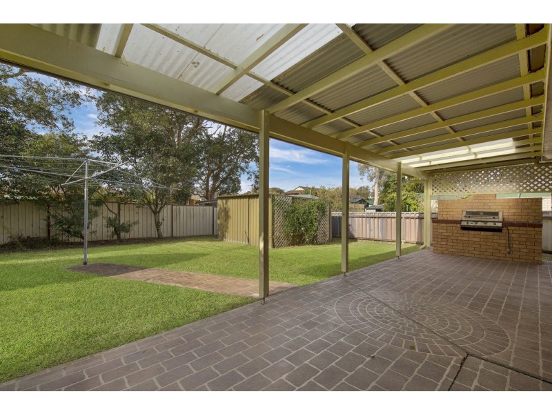 49 Delia Avenue, Budgewoi NSW 2262