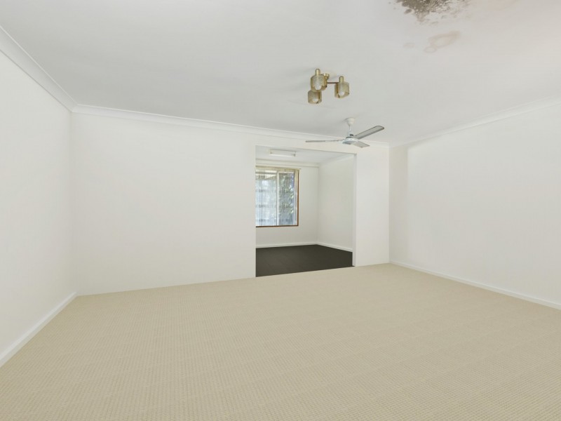 4 Kimberley Street, Gorokan NSW 2263