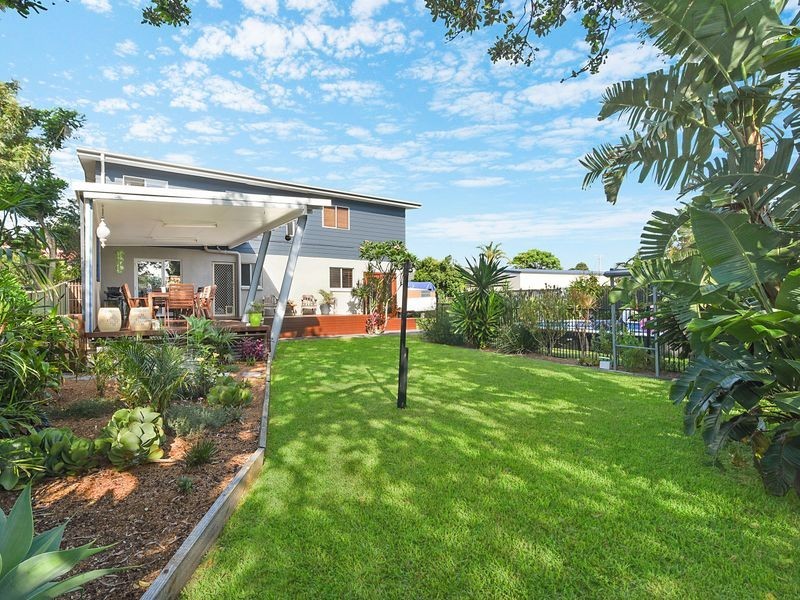 6 Jasmine Close, Canton Beach NSW 2263