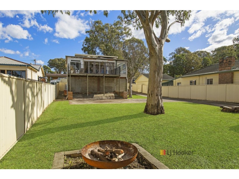 43 Malvina Parade, Gorokan NSW 2263
