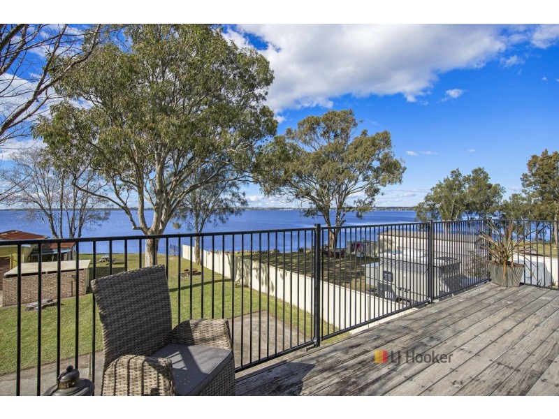 43 Malvina Parade, Gorokan NSW 2263