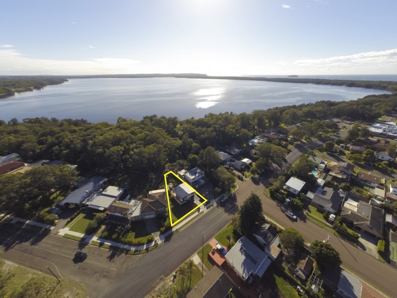 101 Natuna Avenue, Budgewoi NSW 2262