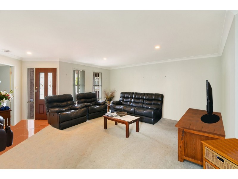 10 Alisa Close, Lake Haven NSW 2263