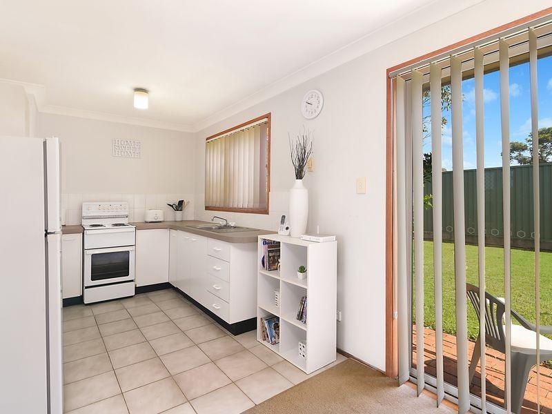 2 Maheno Avenue, Blue Haven NSW 2262