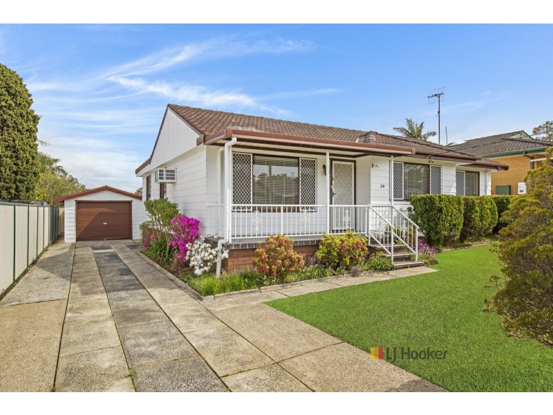 28 Rolfe Avenue, Kanwal NSW 2259