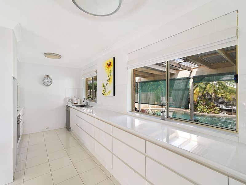 18 Scenic Circle, Budgewoi NSW 2262