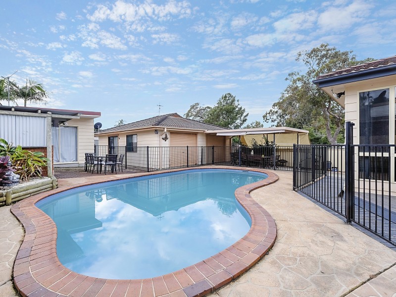 23 Suncrest Parade, Gorokan NSW 2263