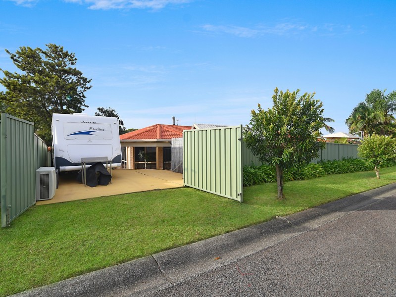 33 Derwent Drive, Lake Haven NSW 2263