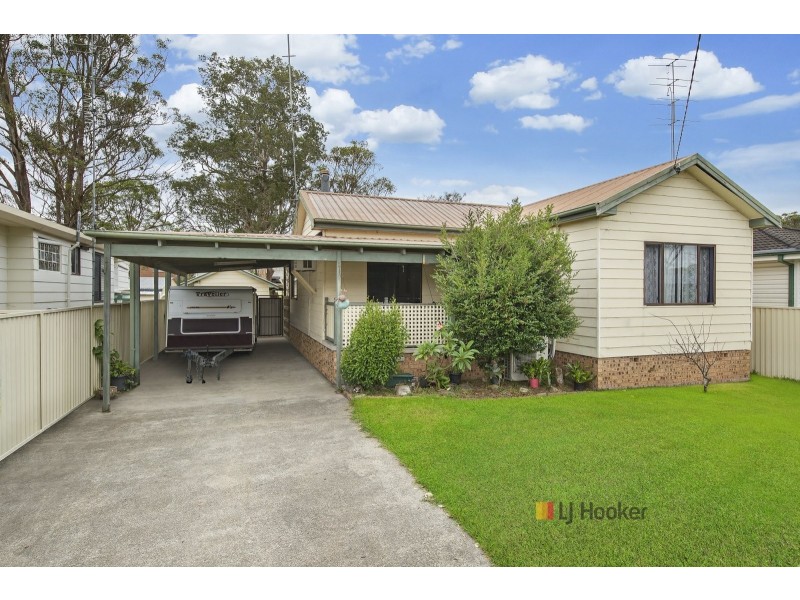 10 Allambee Crescent, Blue Haven NSW 2262