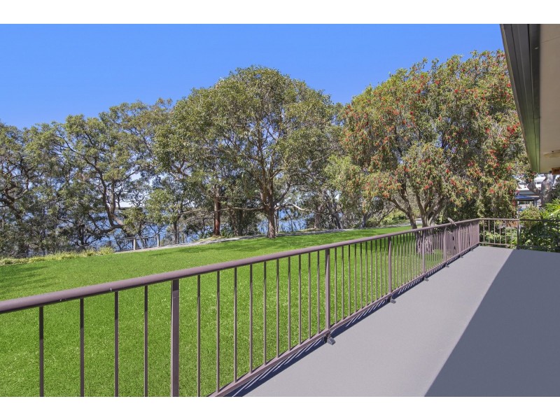 90 Buff Point Avenue, Buff Point NSW 2262