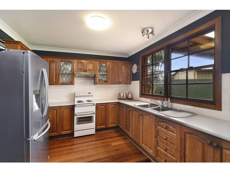 36 Cams Boulevard, Summerland Point NSW 2259