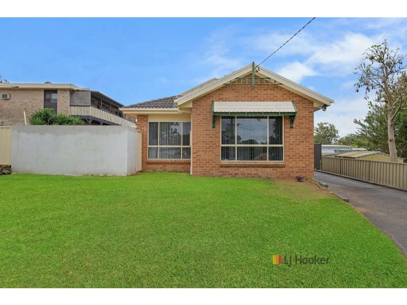111a Natuna Avenue, Budgewoi NSW 2262